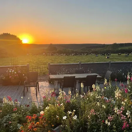 بيت للعطل Tranquil Countryside *